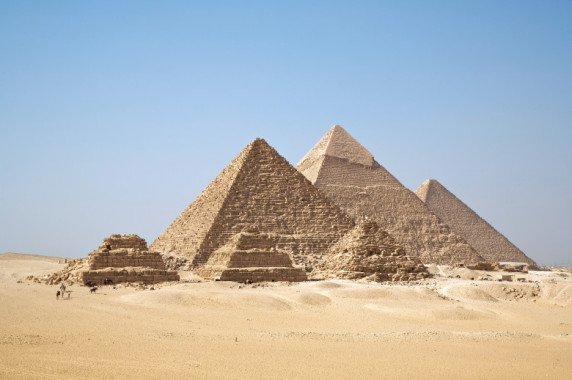 Pirámides-versus-redes